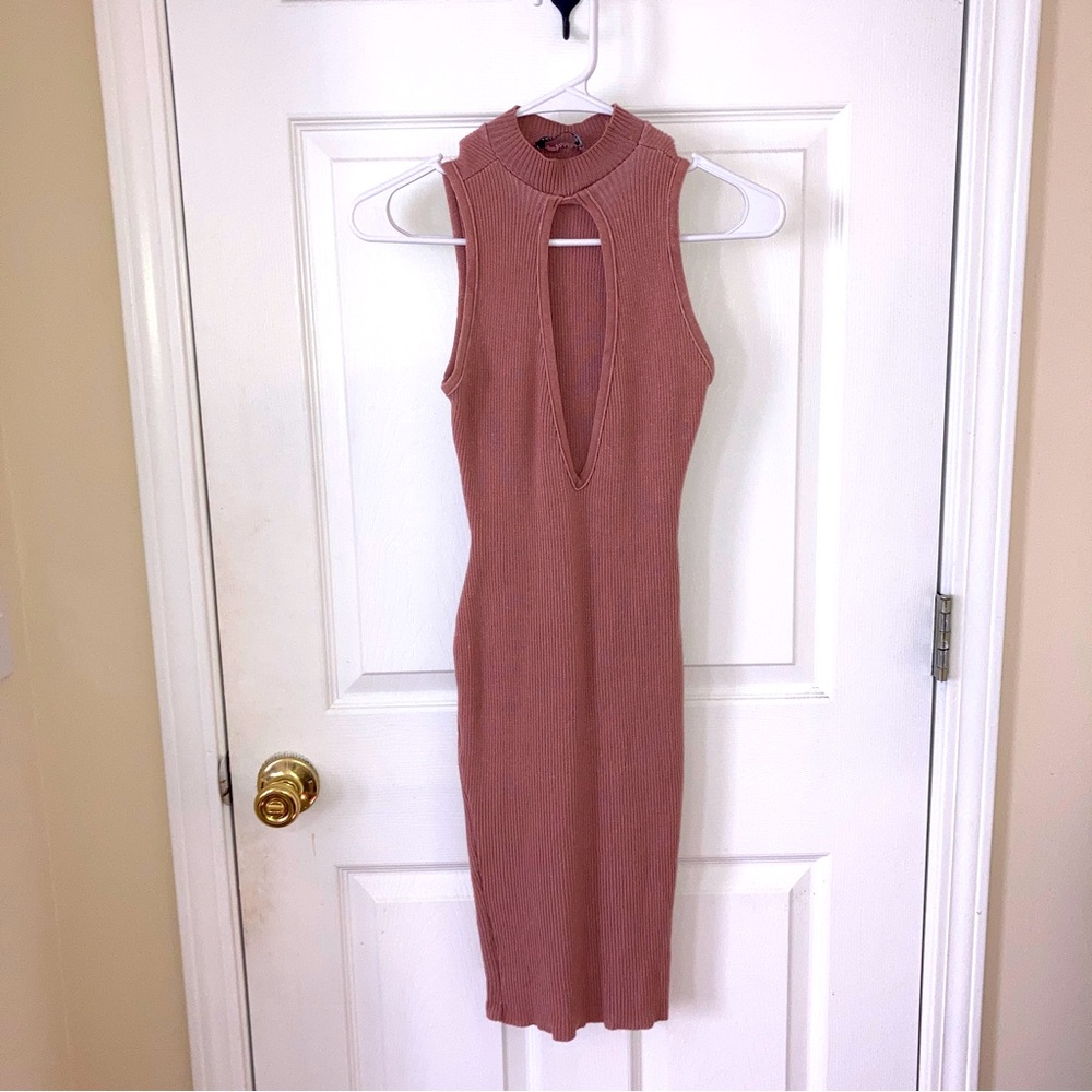 FashionNova Pink Sleeveless Sweater Dress - Picture 2 of 5